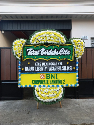 Papan Bunga Duka di Sukaharja