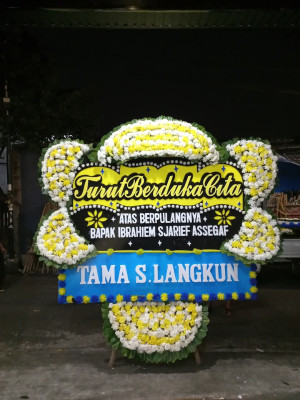 Papan Bunga Duka di Sukaharja